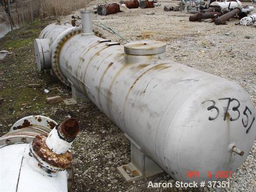 Unused- Ametek Inc, Schuette Koerting Inc heat exchanger, 660 square feet, U-tube. Carbon steel shell, heads. 304 stainless steel tubes and tube sheet. 290 U-tubes x 3/4" diameter x 116" long rated 6...