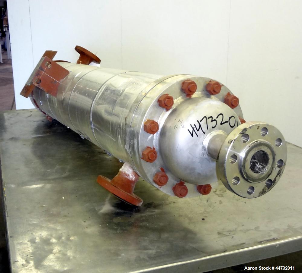 Used Doyle and Roth Single Pass Shell & Tube Heat Exchanger, 48 Square Feet, Vertical. Carbon steel shell rated 125 psi/Full Vacuum at -20 to 400 degrees F. (55) 3/4” Diameter x 54” long 316L stainle...