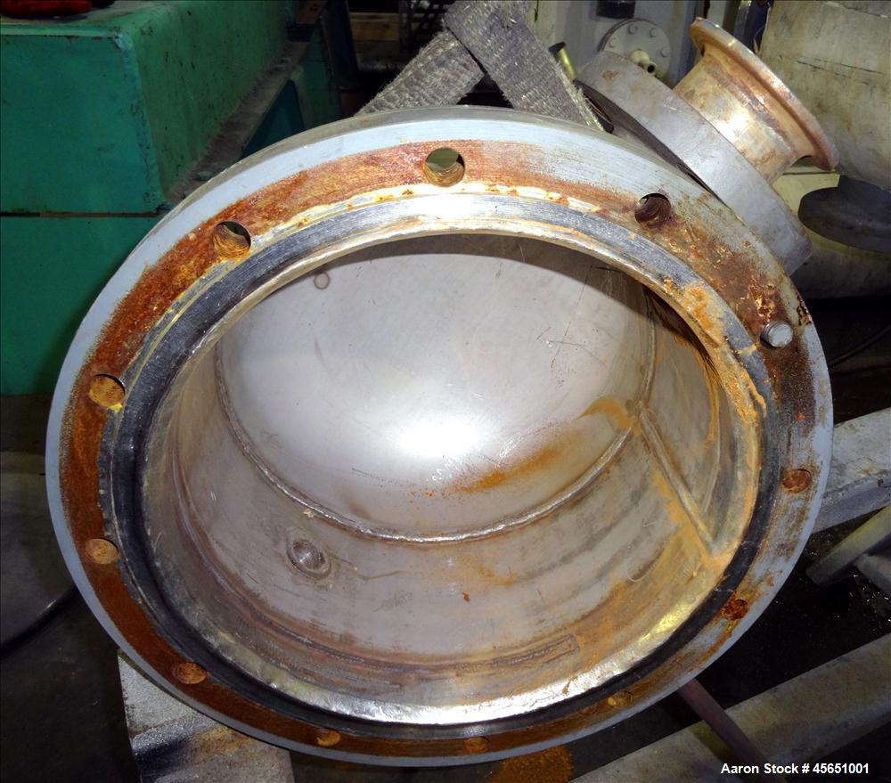 Used Doyle & Roth Shell & Tube Heat Exchanger, 238 Square Feet, Horizontal, Single pass, straight tube. 304 Stainless steel heads and tubes. Carbon steel shell. Shell and tubes rated 75 psi @ 400 deg...