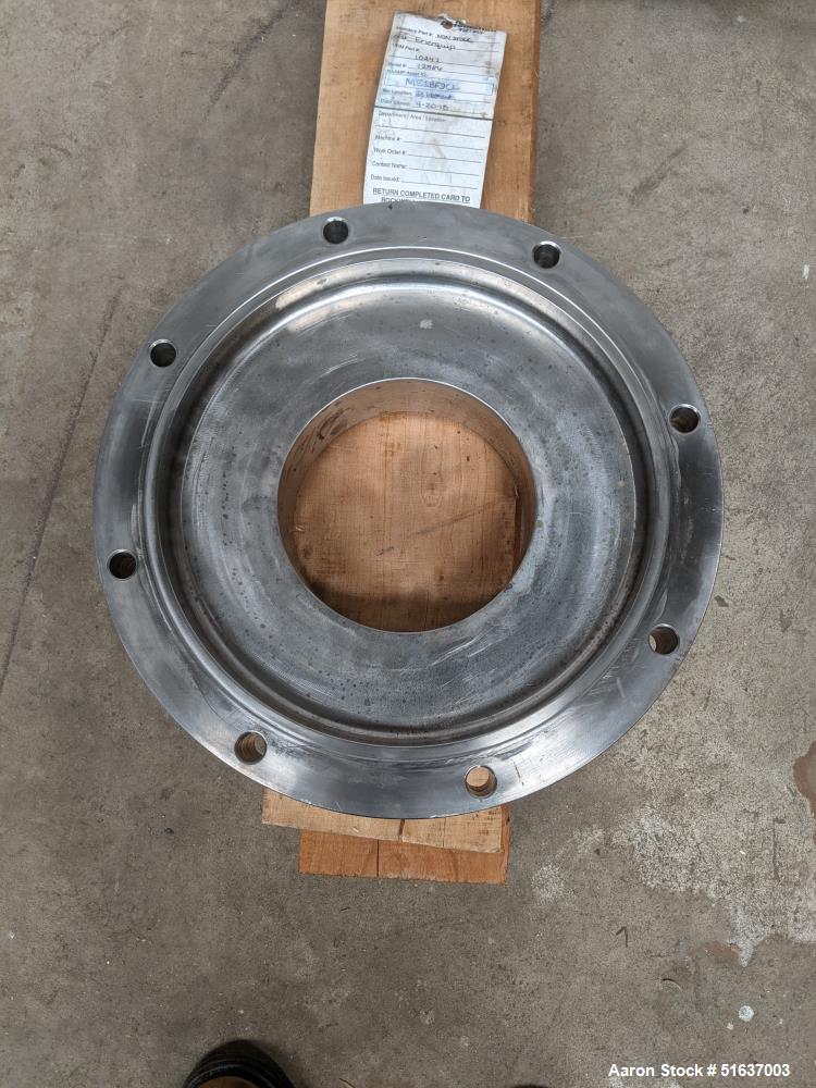 Used Enerquip Shell & Tube Heat Exchanger, 304L Stainless Steel, Vertical. Approximate 136 square feet. 304L Stainless steel shell rated 150 psi at -20 to 375 degrees F. (130) 304L Stainless steel st...