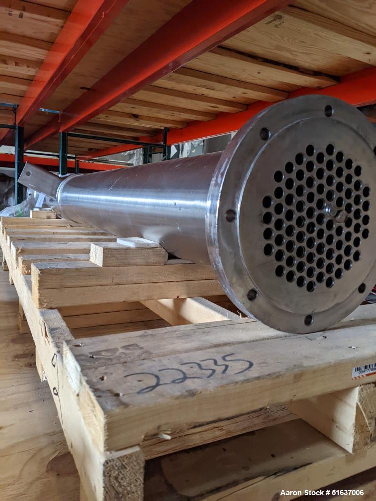 Used Enerquip Shell & Tube Heat Exchanger, 304L Stainless Steel, Vertical. Approximate 89 square feet. 304L Stainless steel shell rated 150 psi at -20 to 375 degrees F. (85) 316L Stainless steel stra...