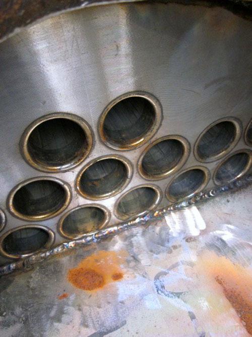 Unused- Melter S.A. de C.V. 3 Pass Shell & Tube Heat Exchanger, 400 Square Feet, Type NEN, Vertical. Carbon steel shell rated 120 psi at –20 to 250 degrees F. (51) 1-1/2’’ diameter x 20’ long BWG. 16...