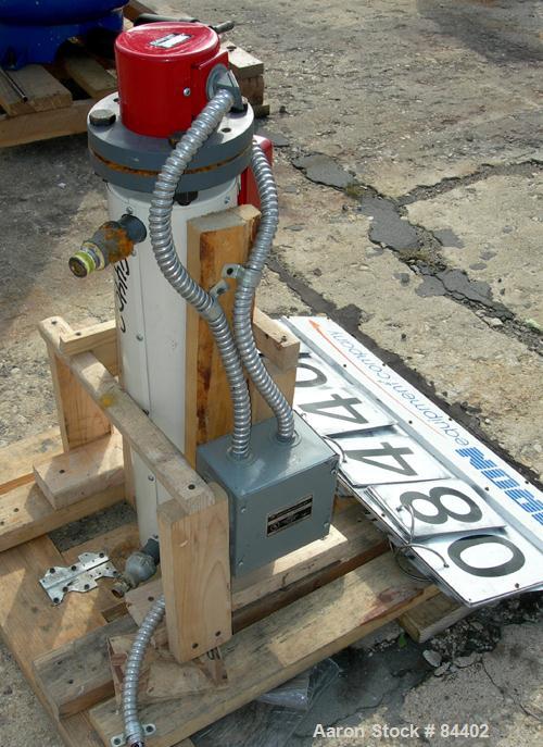 USED: Ogden Circulation Heater, model CK3A-0309. Designed to be used in forced or natural circulation systems to heat flowing gasses or liquids. Rated 60-250 deg F. 3/240 volt, 6 kw. 1" NPT inlet/out...