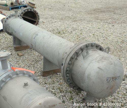 Used Kemco/Krueger Engineering U Tube Shell and Tube Heat Exchanger, 300 square feet, type FH, size 15 x 20, horizontal. Carbon steel shell rated 150 psi at 250 deg F, (172) 3/4'' diameter x 10' long...