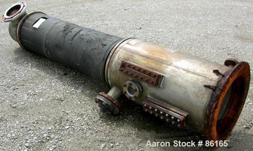 USED: Roben single pass shell and tube heat exchanger, 200 square feet, vertical. Carbon steel shell rated 100 psi at 212 deg F, (204) 3/4" diameter x 5' long 316 stainless steel tubes rated 50 psi/F...