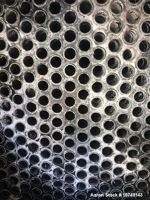 Used – Southern Heat Exchanger 1220 sq. ft. Vertical Shell & Tube Heat Exchanger