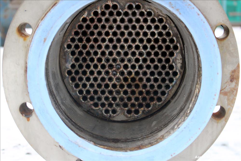 Used Southern Heat Exchanger Shell & Tube Heat Exchanger, Approximate 124 Square Feet, Horizontal. Carbon steel shell rated 100 psi at 350 degrees F. (195) 3/8" Diameter x approximate 78" long 304 st...