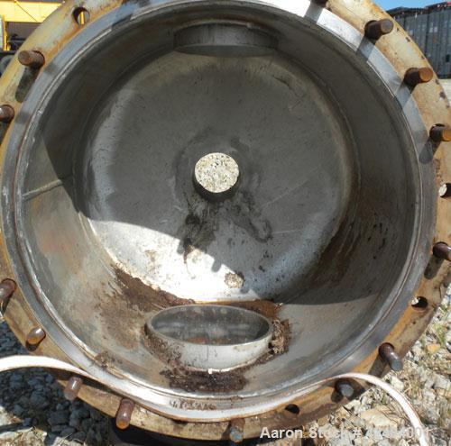 Used Wolfe Mechanical and Equipment Single Pass Shell and Tube Heat Exchanger, 784 square feet, vertical. 304 Stainless steel shell rated 100 psi at 300 degrees F. (400) 3/4'' Diameter x 120’' long 3...