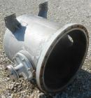 Used Doyle and Roth Single Pass Shell and Tube Heat Exchanger, 969 square feet, horizontal. 316L Stainless steel shell with expansion ring rated 50 psi at –20 to 350 degrees F. (247) 1-1/4