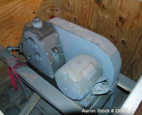 USED: Delaval homogenizer powered by a 3/4 hp, 1150 rpm motor.Unit is mounted on stand with casters. Model 1 LB, hydro pulse,made by Delaval in 1962.