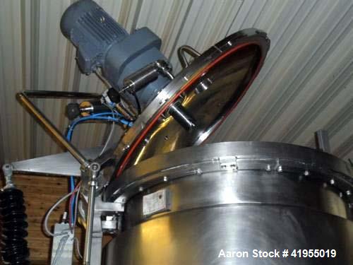 Used Koruma Disho V170/1300 Homogenizer. Usable for food, cremes, gels. Set size up to 1100 liter. Double jacketed, 87 psi (6 bar), with vacuum. Working environment 36.2 psi (2.5 bar). With new, mode...