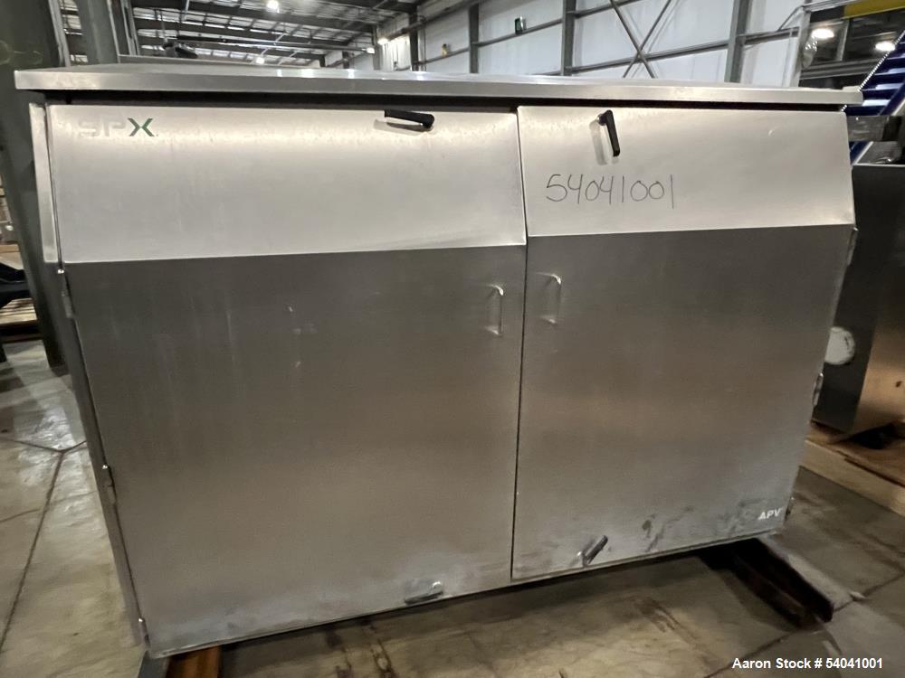 Used SPX APV Gaulin UHT Homogenizer, Model G185Q-4.7P | 18,000 L/H | 200 kW Motor | 25 Bar Outlet | Stainless Steel | Schneider VFD | 833 Hours