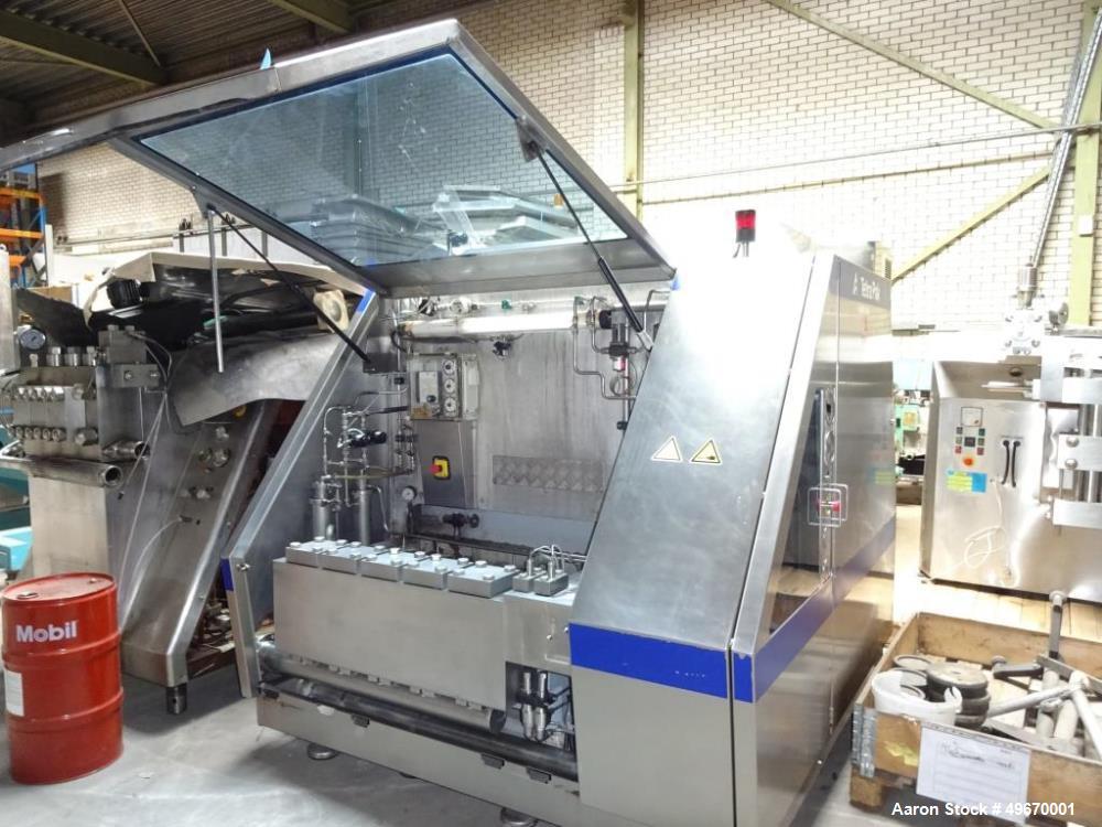 Used Tetra Pak Homogenizer, Type Alex 400A. Approximately 3968-6878 gallon (15000-26000 liter) per hour at 4600-5800 PSI (315-400 bar). Driven by a 375HP/250Kw, 3/50/400 volt, motor. 5-Piston compres...