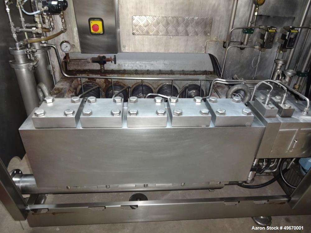 Used Tetra Pak Homogenizer, Type Alex 400A. Approximately 3968-6878 gallon (15000-26000 liter) per hour at 4600-5800 PSI (315-400 bar). Driven by a 375HP/250Kw, 3/50/400 volt, motor. 5-Piston compres...