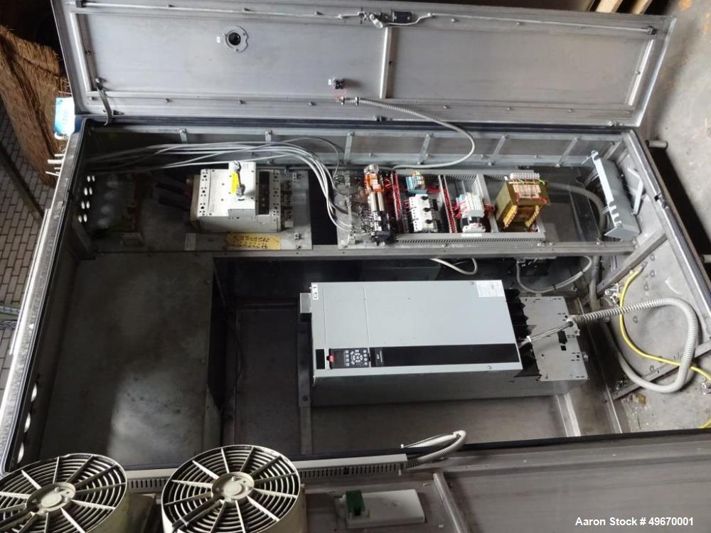 Used Tetra Pak Homogenizer, Type Alex 400A. Approximately 3968-6878 gallon (15000-26000 liter) per hour at 4600-5800 PSI (315-400 bar). Driven by a 375HP/250Kw, 3/50/400 volt, motor. 5-Piston compres...