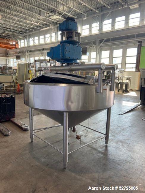 Used APV Crepaco Cooker / Kettle, Approximate 400 Gallon, Stainless Steel, Vertical. Flat top, coned bottom. Jacket rated 75 psi to -20 to 350 degrees F. Stainless steel agitator bridge. Center botto...
