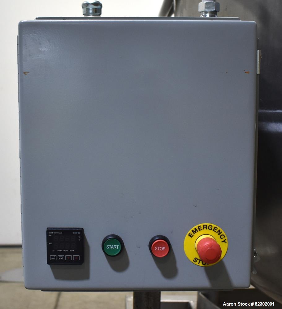 Used Groen 100 Gallon Mix Kettle, Model N-100 SP, Stainless Steel, Vertical. Approximate 36" diameter x 30" deep. Flat top, hemispherical bottom. Jacket rated 45 psi at 300 degrees F. Top center ente...
