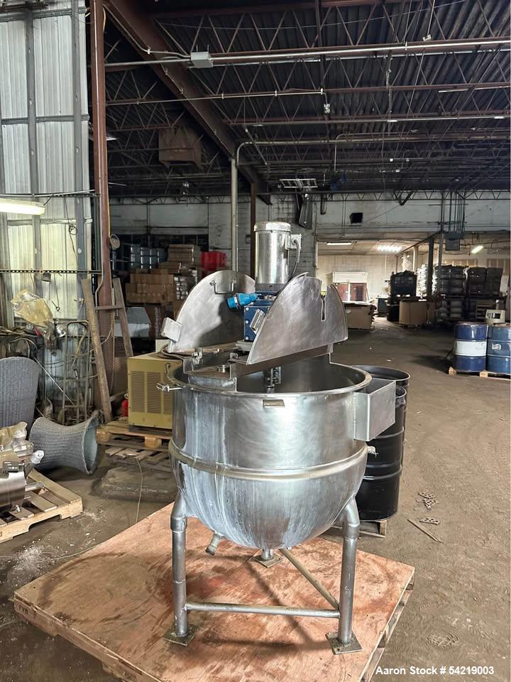 Used Groen Kettle, 100 Gallon capacity, Model TA100 SP, Anchor style agitator.