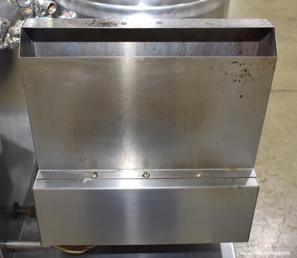 Used- Groen Table Top Kettle, Model TDH-40, 40 Quart Capacity, Stainless Steel. Approximate 16-1/2" diameter x 14" deep. Sel...