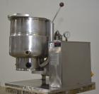 Used- Groen Table Top Kettle, Model TDH-40, 40 Quart Capacity, Stainless Steel. Approximate 16-1/2