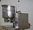 Used- Groen Table Top Kettle, Model TDH-40, 40 Quart Capacity, Stainless Steel. Approximate 16-1/2