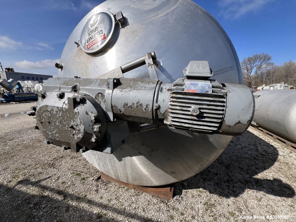 Cherry Burrell Tank, Approximately 3500 Gallons, Stainless Steel