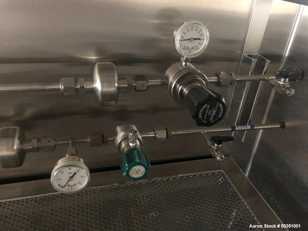 Used Cleanroom Class 10 200+ SF Portable Cleanroom Mobile Trailer.