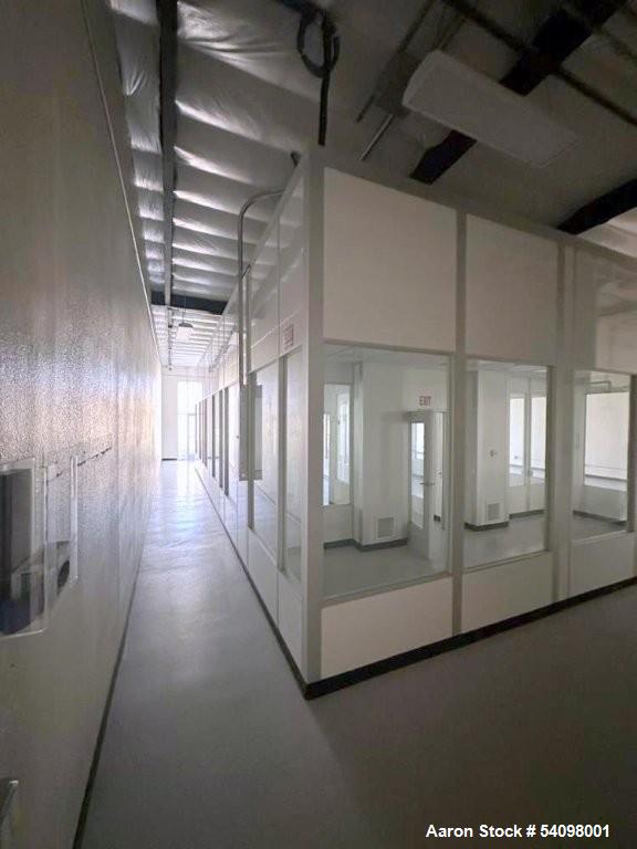 Used United Cleanroom | 22' x 38' x 12' | ISO 7 & ISO 8 | 5 Rooms + Hallway | 220V
