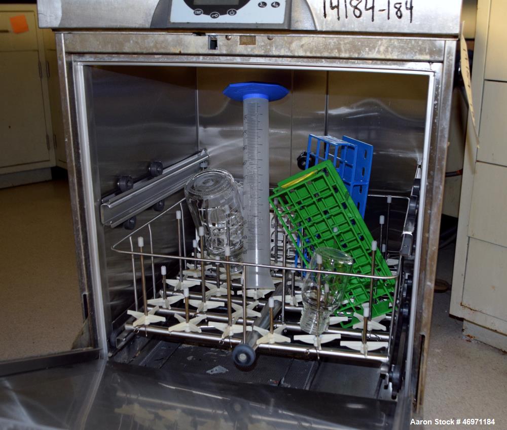 Used Lancer 815 LX Undercounter Glassware Washer, Serial# 7A063094, Built 2007.
