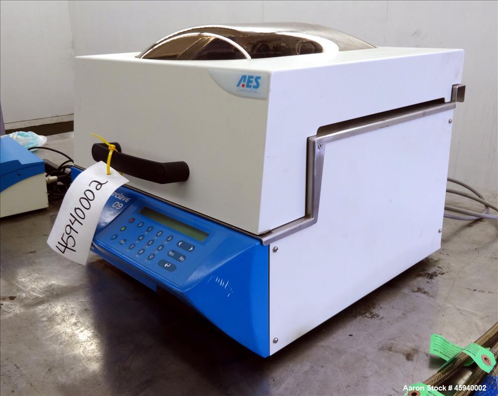 Used AES Bench top Masterclave, Model Masterclave 09. Capacity 1 to 9 liters. Sterilization temperature 95 - 125 degrees C. Sterilization duration 1 to 60 minutes. 316 Stainless steel chamber approxi...