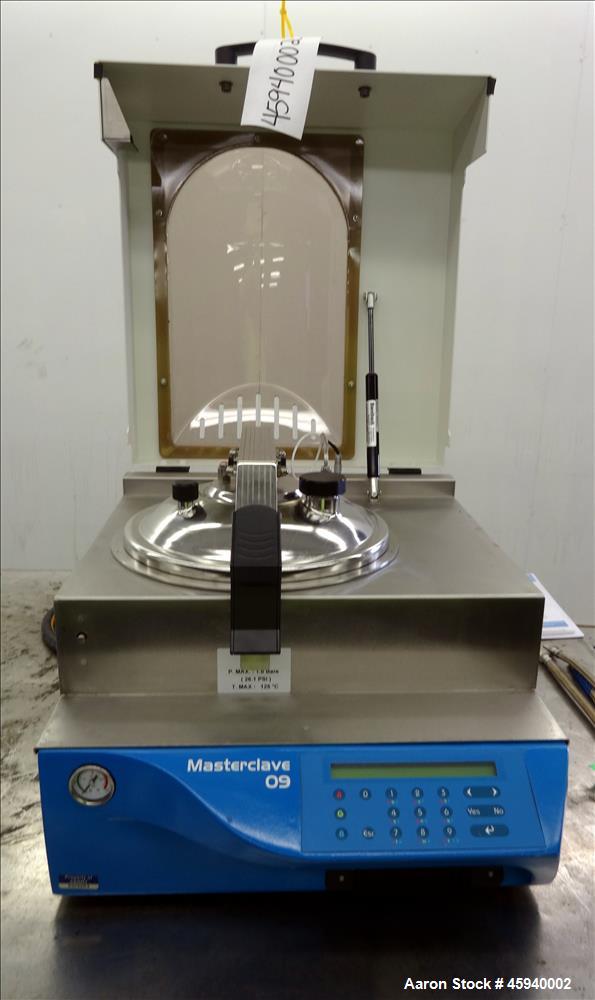 Used AES Bench top Masterclave, Model Masterclave 09. Capacity 1 to 9 liters. Sterilization temperature 95 - 125 degrees C. Sterilization duration 1 to 60 minutes. 316 Stainless steel chamber approxi...