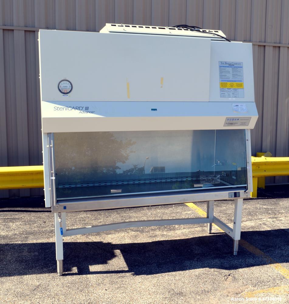 Used The Baker Company SterilGard III Advance Class II Biological Safety Cabine