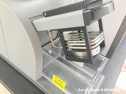 Used Covaris S220 series Adaptive Focused Sonicator. Engineered for pre-analytical sample processing with Covaris patented Adaptive Focused Acoustics. Bench-top, high intensity acoustic transducer, t...