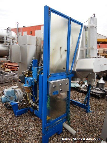 Used- Extract Technologies Solids Charging Isolator.