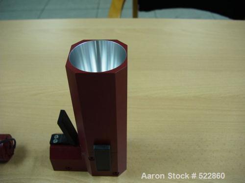 USED: Helos/BF laser diffraction sensor for particle size analysis. (1) Computer Fujitsu Siemens Scenic S2 P4 2.2 ghz, monitor, printer and Microsoft Windows standard software for running all Helos/F...