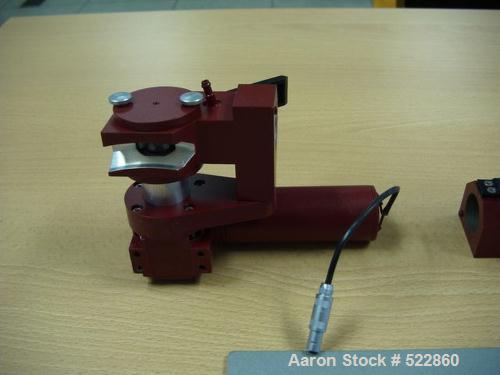 USED: Helos/BF laser diffraction sensor for particle size analysis. (1) Computer Fujitsu Siemens Scenic S2 P4 2.2 ghz, monitor, printer and Microsoft Windows standard software for running all Helos/F...