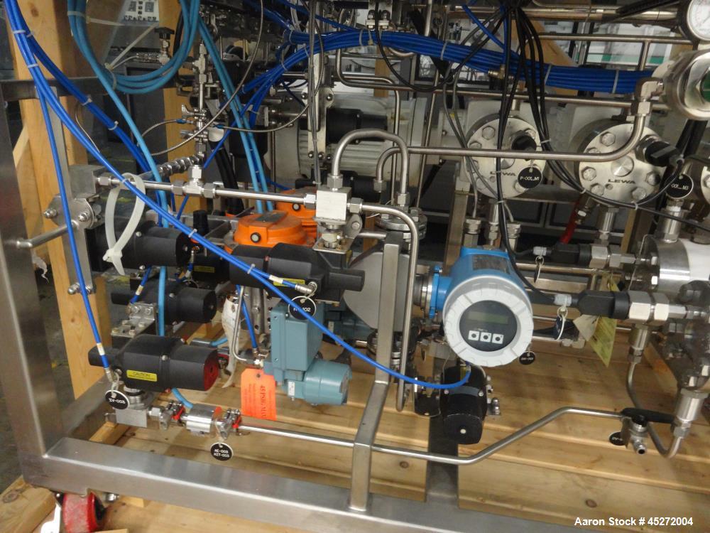 Used Asahi Kasei Bioprocess High Pressure Chromatography System, 316L Stainless Steel. Consists of (1) 15cm Column, integrated feed and elution pumps, discrete valve manifold that allows for fraction...