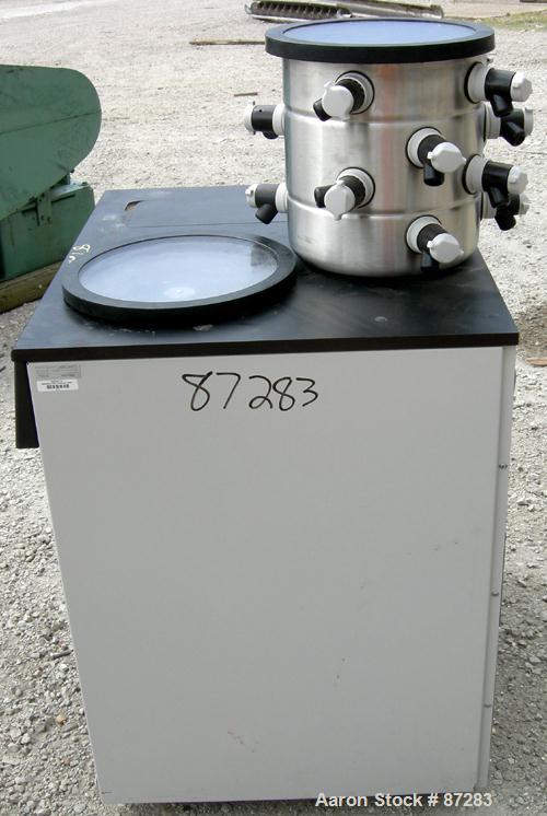 USED: Labconco 12 Liter Laboratory Freeze Dryer, model 77545-10. Upright stainless steel cooling coil. Capable of removing 8...