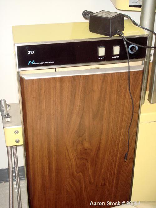 USED Midwest American cuspidor station, model 21