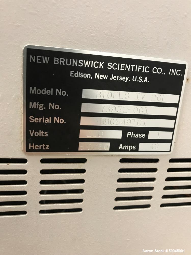 Used New Brunswick Scientific BIOFLO IV Fermentor/Reactor