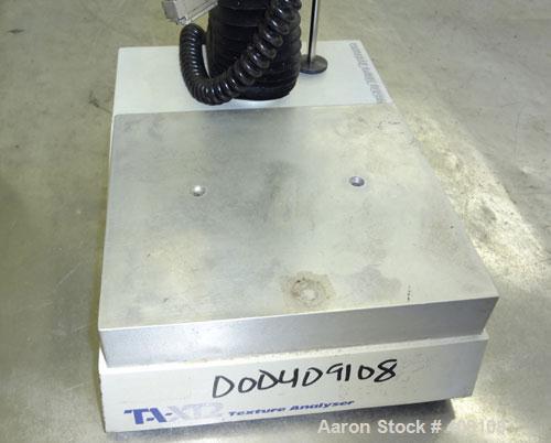 Used SMS Stable Micro Systems Texture Analyser, Model TA-XT2i. Includes a keyboard.