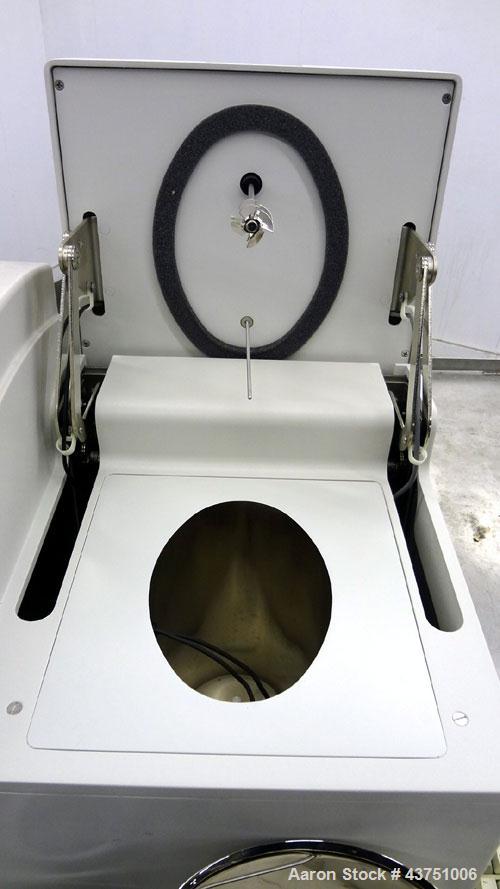 Used Parr 6100 Oxygen Bomb Calorimeter. The Parr 6100 Compensated Jacket Calorimeter continuously monitors the temperature surrounding the calorimeter and applies the necessary heat leak correction i...