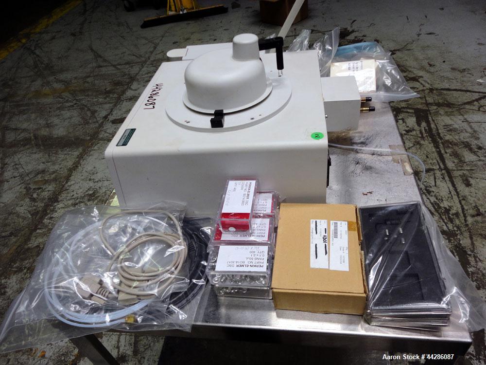 Used Perkin Elmer Pyris6 DSC Differential Scanning Calorimeter. Part# N520-0084. Designed for thermoanalytical technique in which the difference in the amount of heat required to increase the tempera...