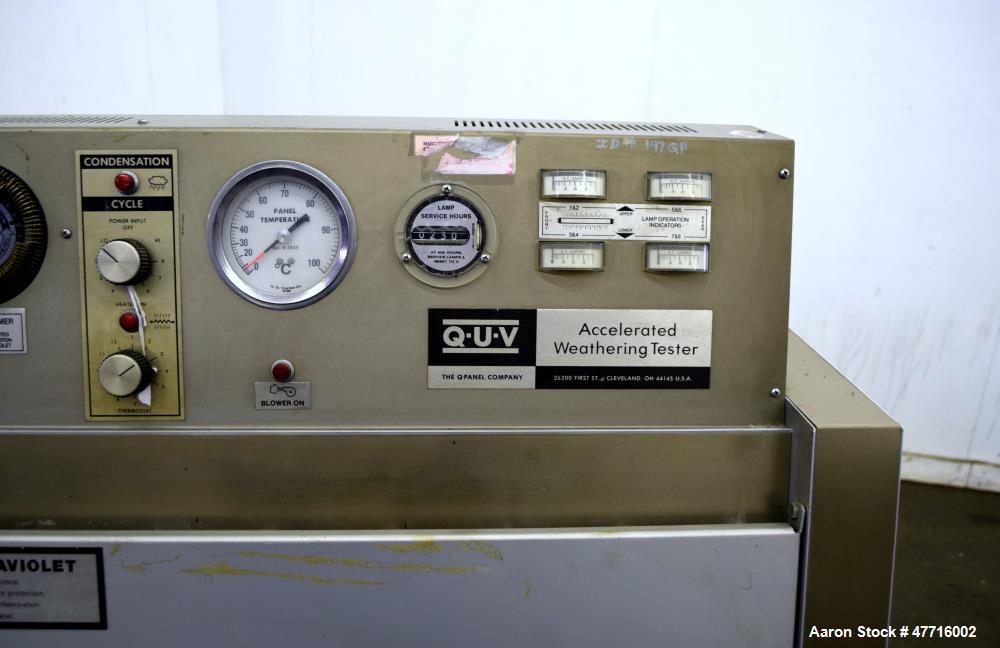 Used QUV Accelerated Weathering Tester, Model QU
