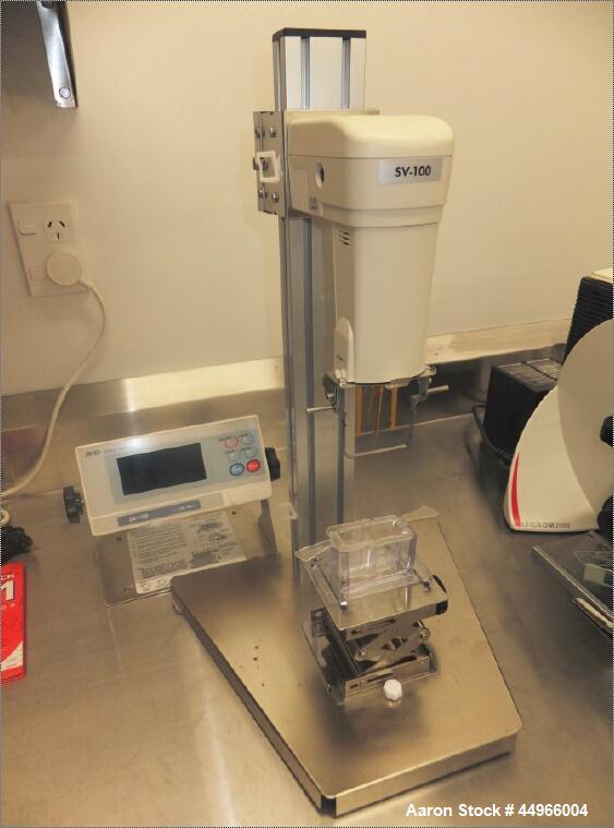 Unused AND Company Ltd Vibro Viscometer, Model SV-100, with  AND SV-100 Sine-Wave Vibro Viscometer tuning fork vibration method. Complete with Std RS232 & WinCT Visco software. Features:  Range 1000 ...