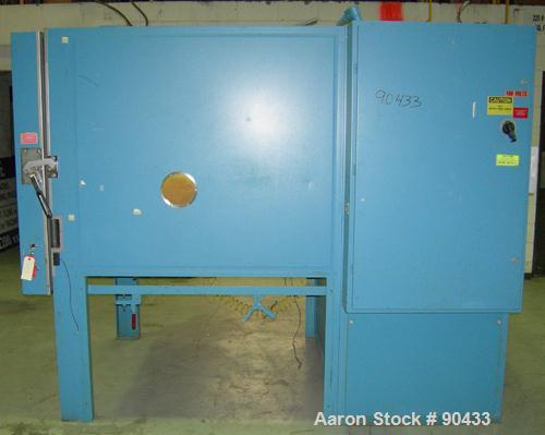 USED: Thermotron environmental test chamber, model FX-62-CHV-705-705 floor style. 62 cubic feet of test space. Temp, humidity and vibration testing. Heating and cooling. Range -73 to +177 deg F. Incl...