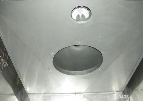 USED: Thermotron environmental test chamber, model FX-62-CHV-705-705 floor style. 62 cubic feet of test space. Temp, humidity and vibration testing. Heating and cooling. Range -73 to +177 deg F. Incl...