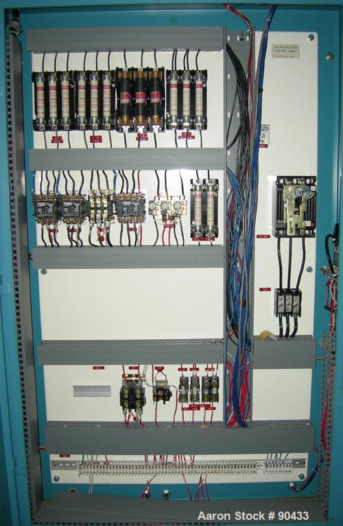 USED: Thermotron environmental test chamber, model FX-62-CHV-705-705 floor style. 62 cubic feet of test space. Temp, humidity and vibration testing. Heating and cooling. Range -73 to +177 deg F. Incl...