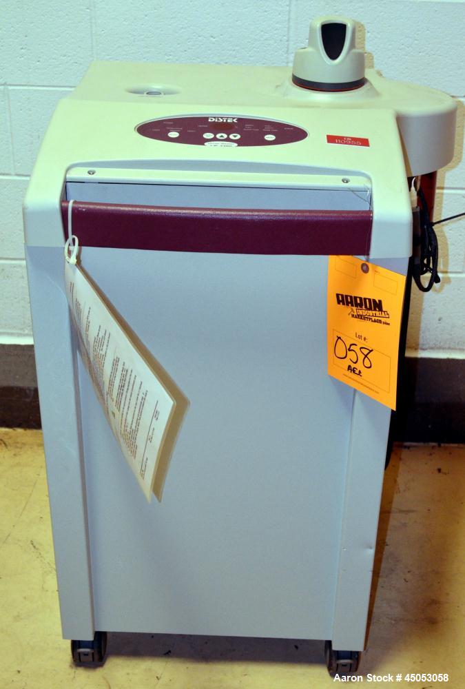 Used Distek Dissolution Vessel Washer, Model VIP4400