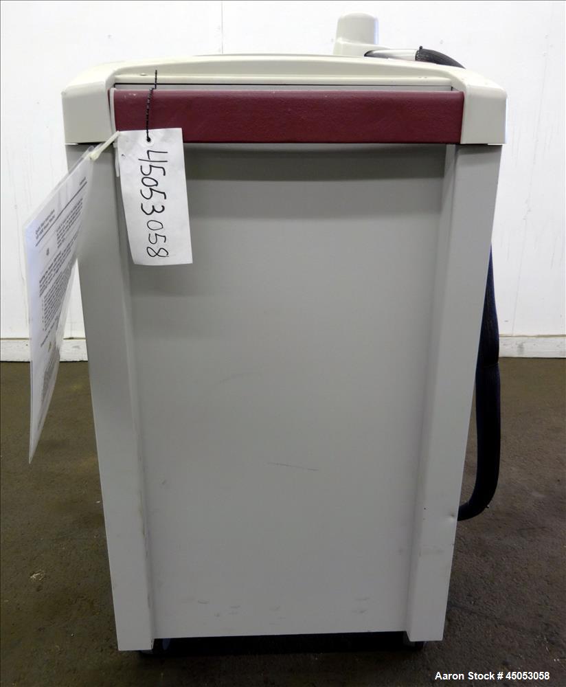 Used Distek Dissolution Vessel Washer, Model VIP4400